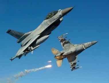 Καρέ-καρέ η πραγματική αερομαχία ελληνικών F-16 με τουρκικά